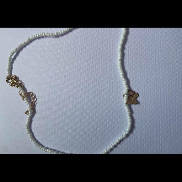 Matching bestie necklaces - Picture 2 of 3